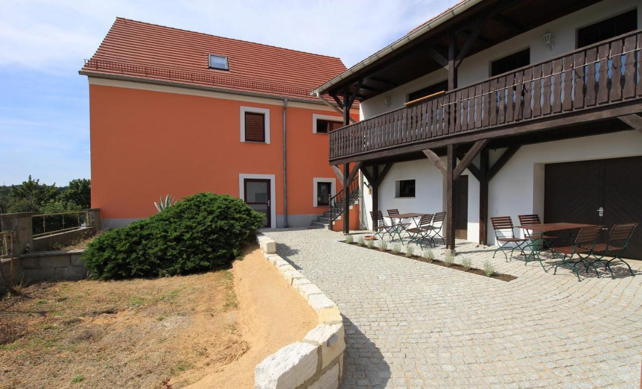 Hotel Weingut Jan Ulrich Diesbar-Seusslitz Exterior foto